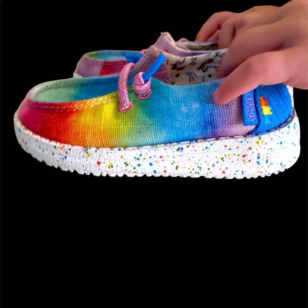 Hey Dude shoes! Rainbow! US kids 7